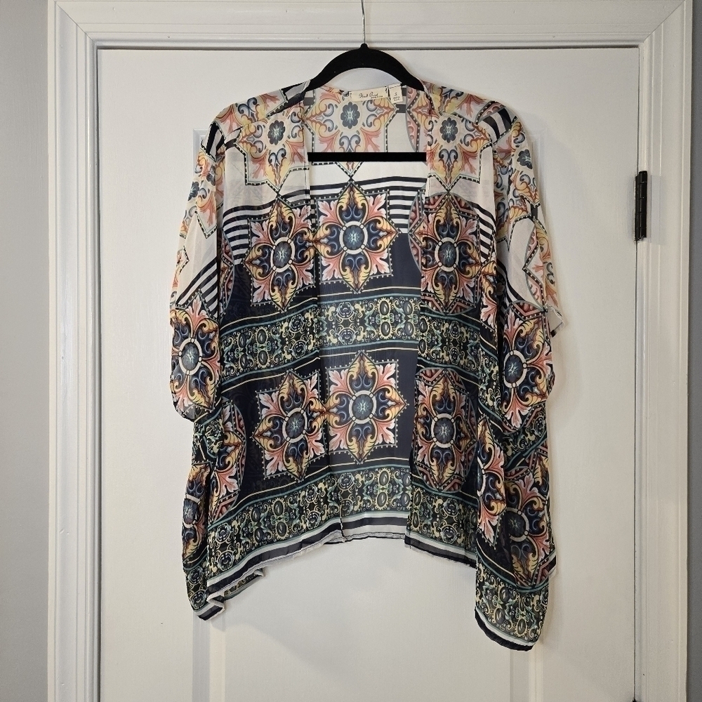 Black Bead Short Sleeve Multicolor Dimensional Shape Coverup Size Small